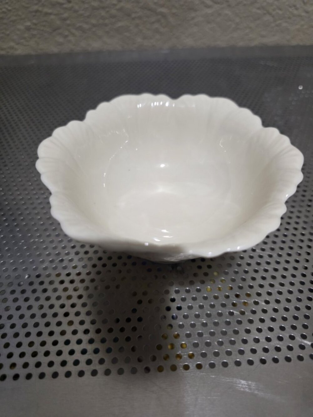 Vintage Lenox flower style Gold Footed bowl 4” Trinket Dish - Picture 2 of 5